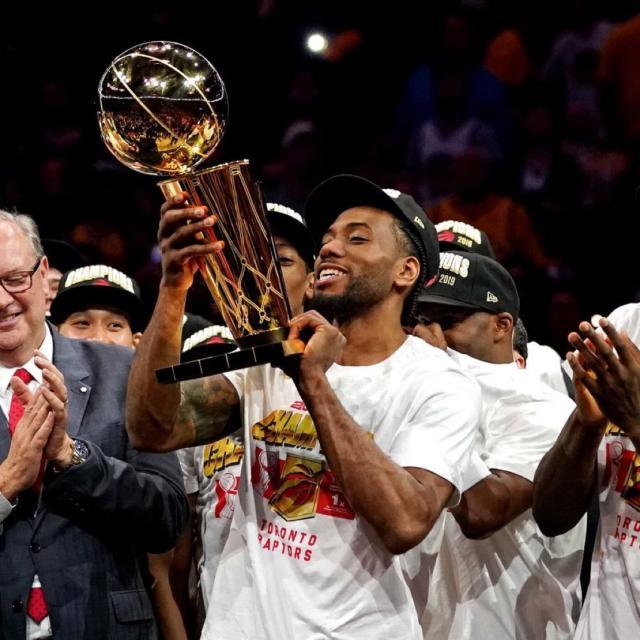 百家乐-火上浇油！记者曝小卡曾向猛龙老板索要千万代言